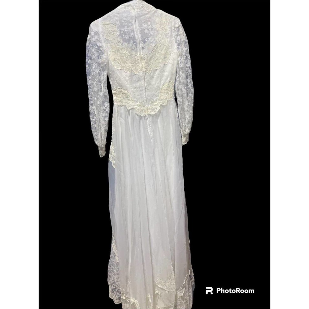 Gorgeous Vintage Wedding Dress With Hat with discoloration on it - Picture 2 of 9